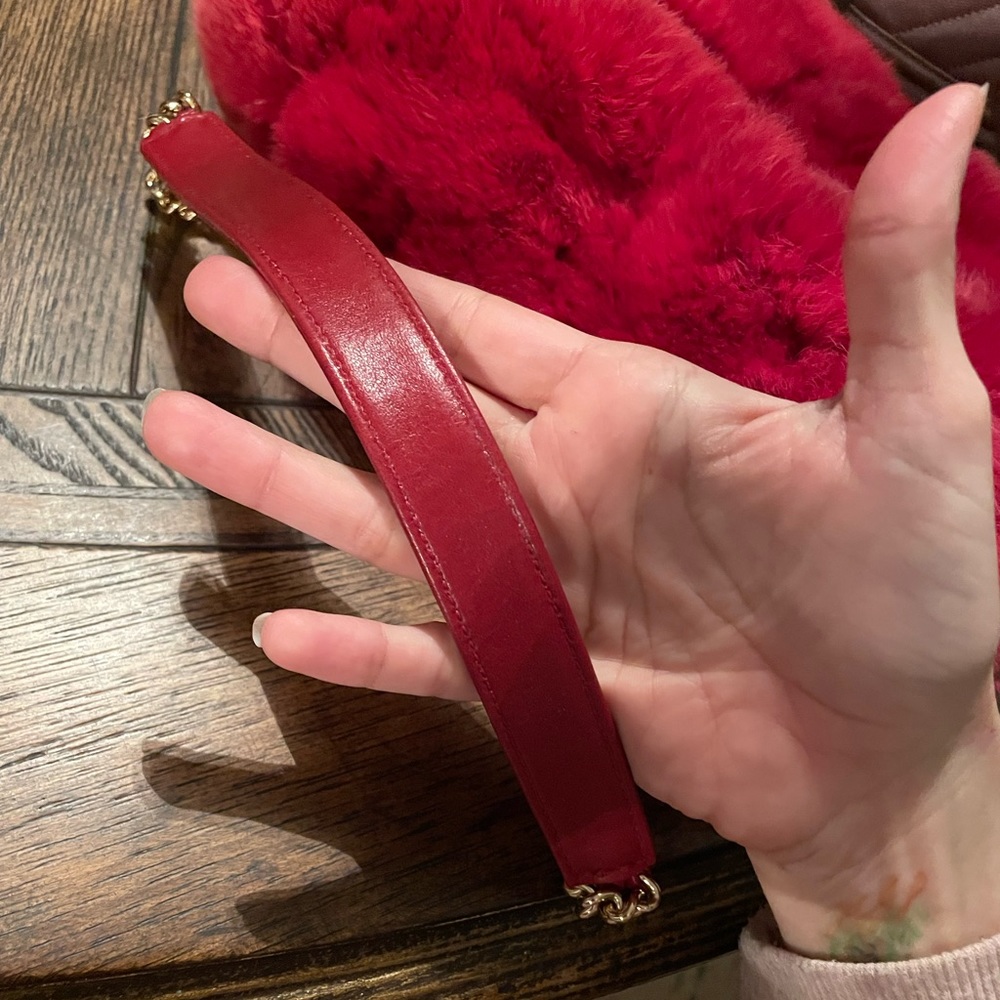Chanel limited edition red rabbit fur bag - Picture 6 of 7